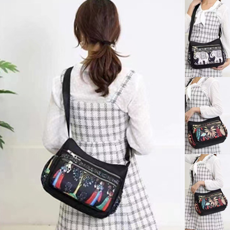 š„HOT SALEš„Large Capacity Fashion Printed Messenger Bag