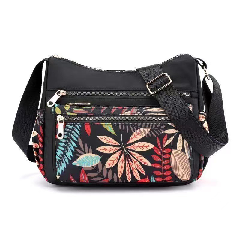 š„HOT SALEš„Large Capacity Fashion Printed Messenger Bag