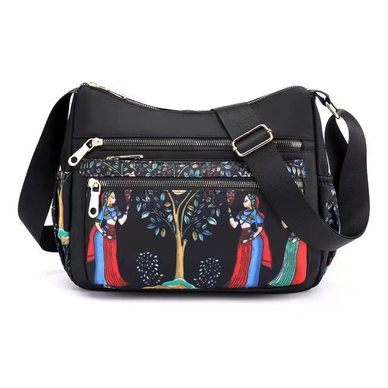 š„HOT SALEš„Large Capacity Fashion Printed Messenger Bag