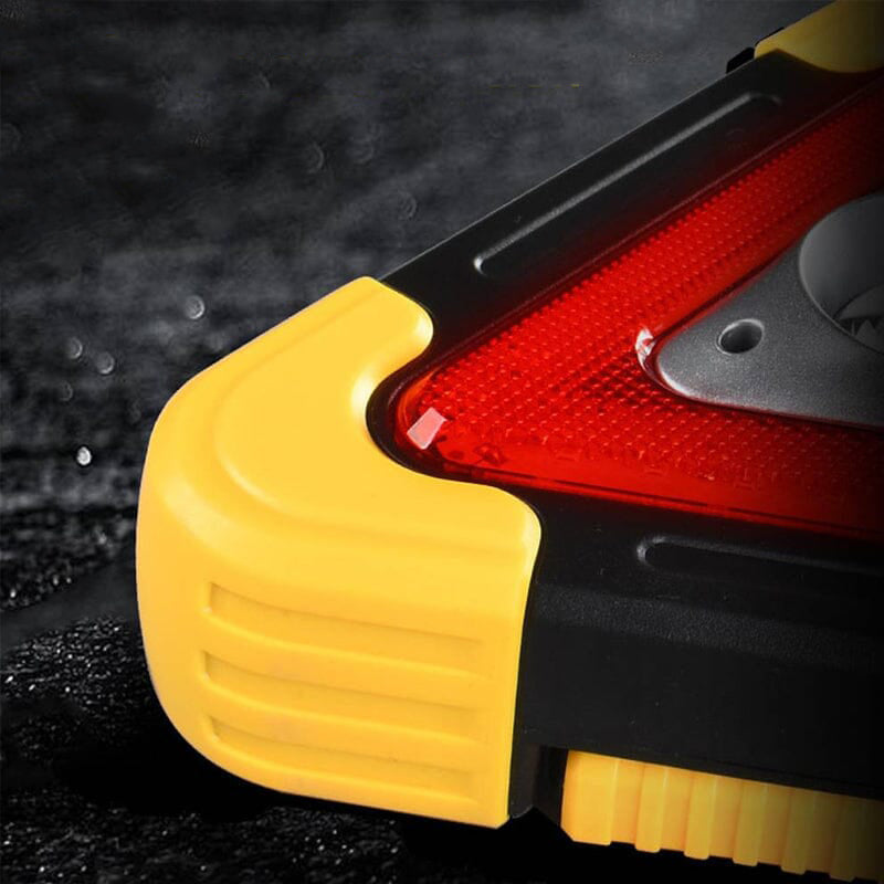 🔥2025 New Arrival🔥 3-IN-1 solar emergency triangle warning light at the roadside