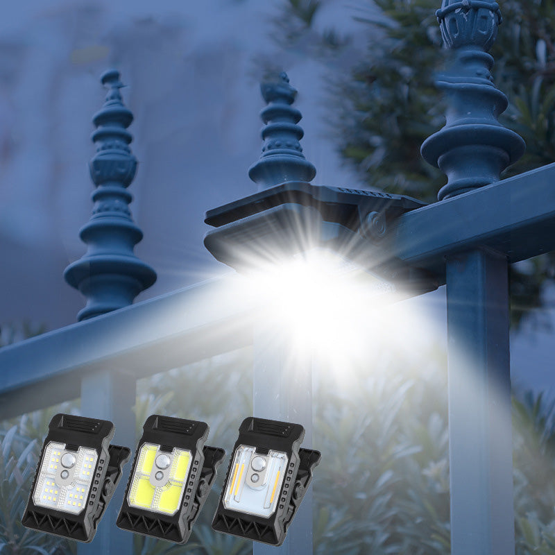 🌿 Solar clip light with motion sensor – 🔥Perfect for gardens, balconies, and patios! 🏡✨